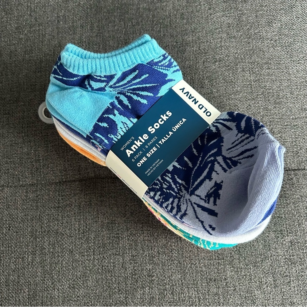 Old Navy Set/6 Women’s Tropical, Hibiscus Floral Theme Ankle Socks, One Size - Picture 3 of 11